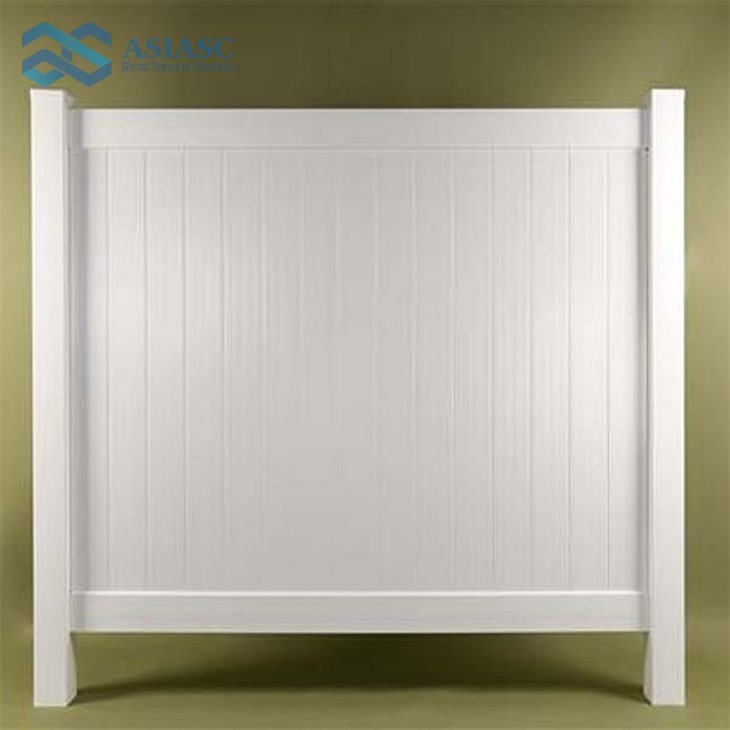 White-lattice-fence-panels